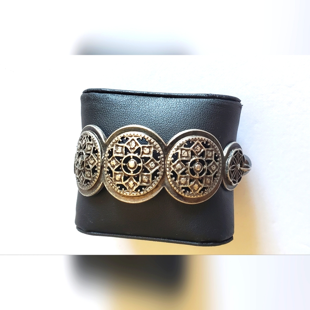 Vtg. Sarah Pacini Bracelet